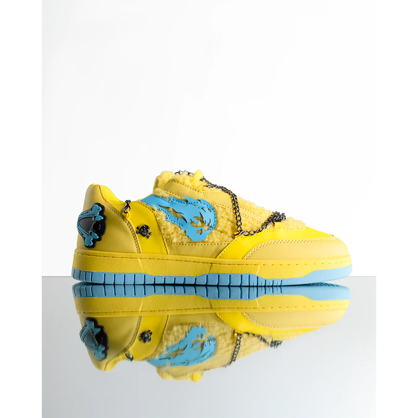 COURT CLASSIC SNEAKERS (UNCHAINED BEARS YELLOW) - Image 2