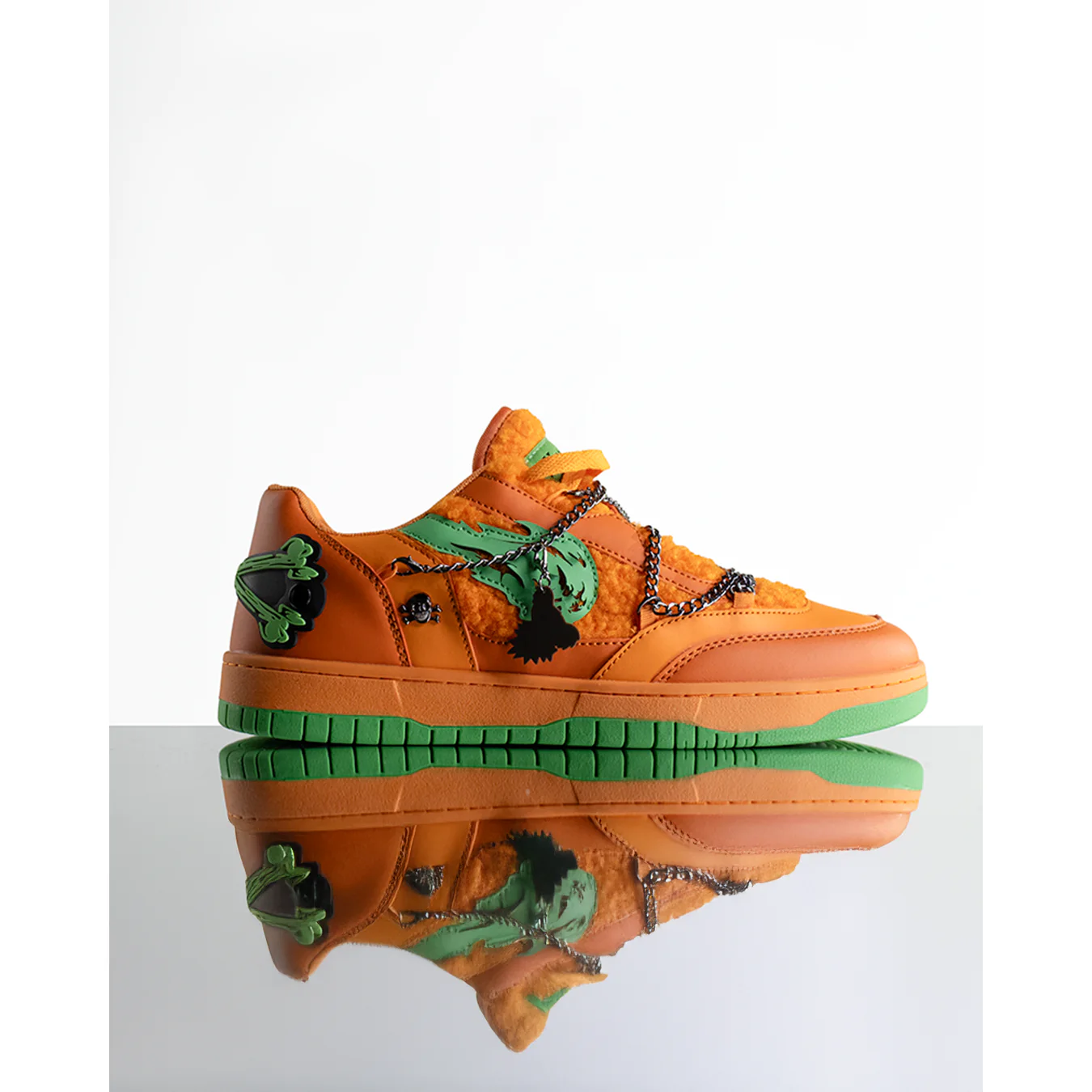 COURT CLASSIC SNEAKERS (UNCHAINED BEARS ORANGE) - Image 2