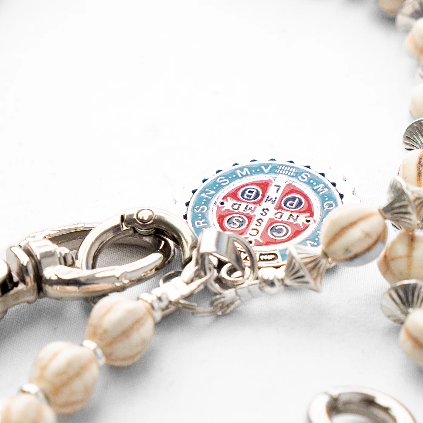 Pearl Pant Chain - Image 3