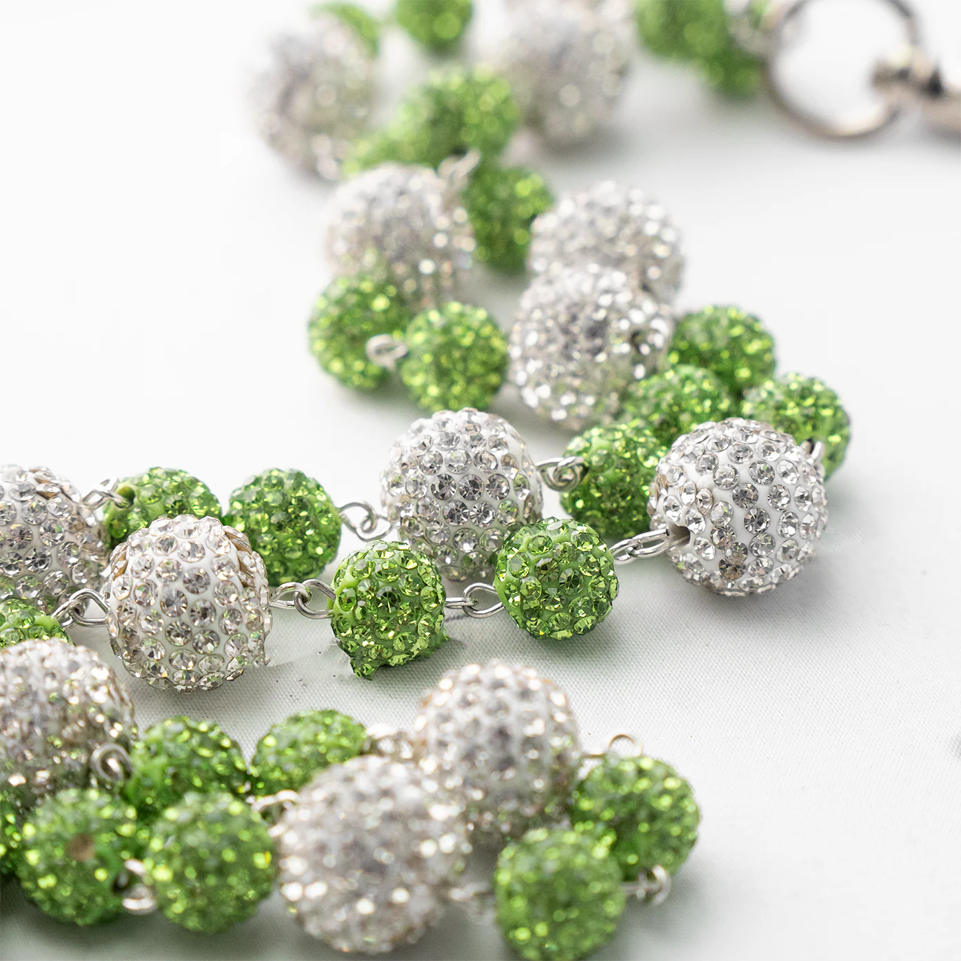 Crystal Green & Silver Pant Chain - Image 4
