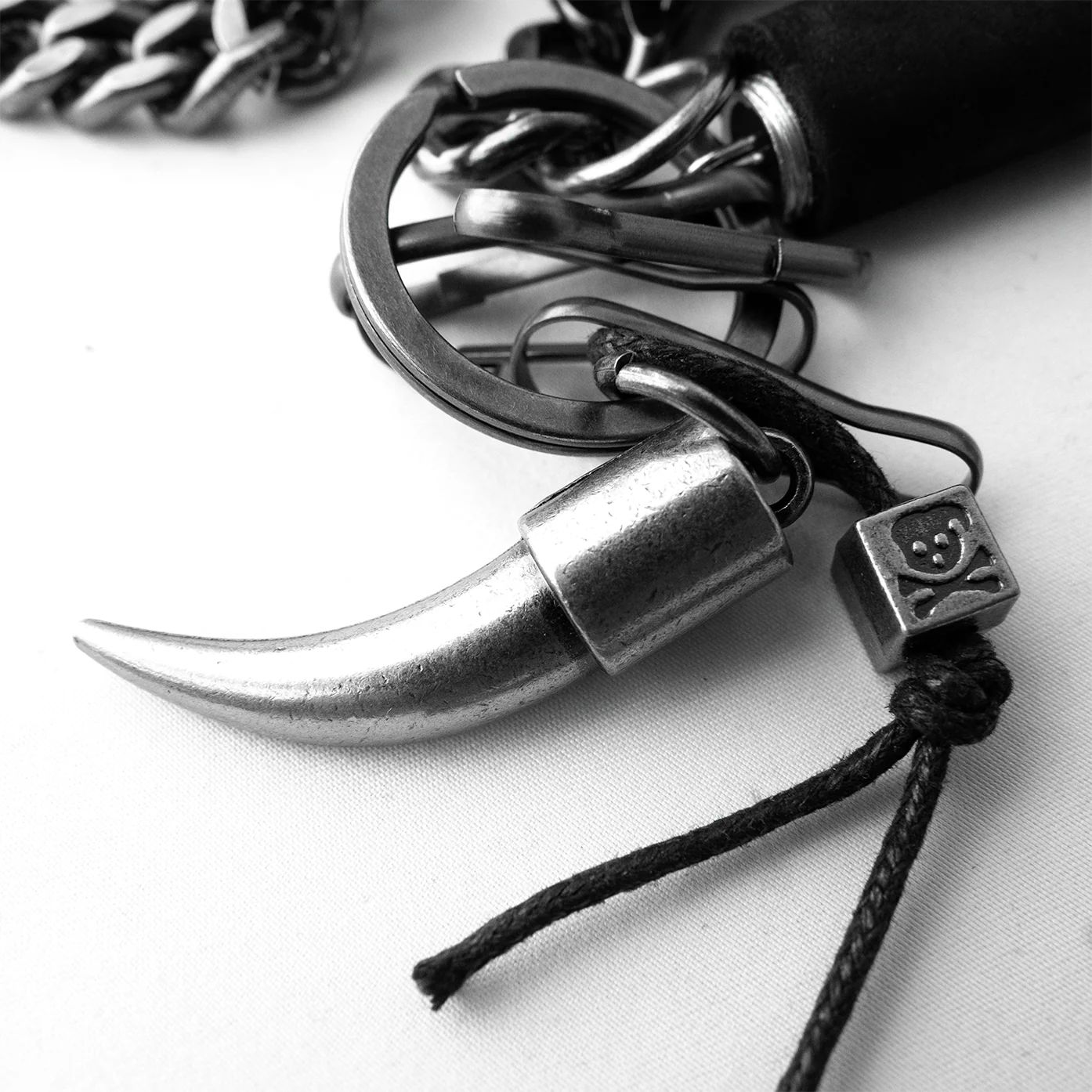 Silver Horn Pant Chain - Image 3