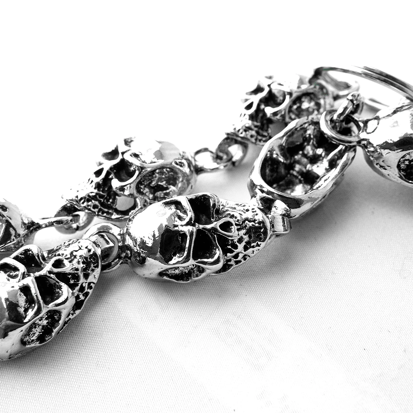 Silver Skulls Pant Chain - Image 3