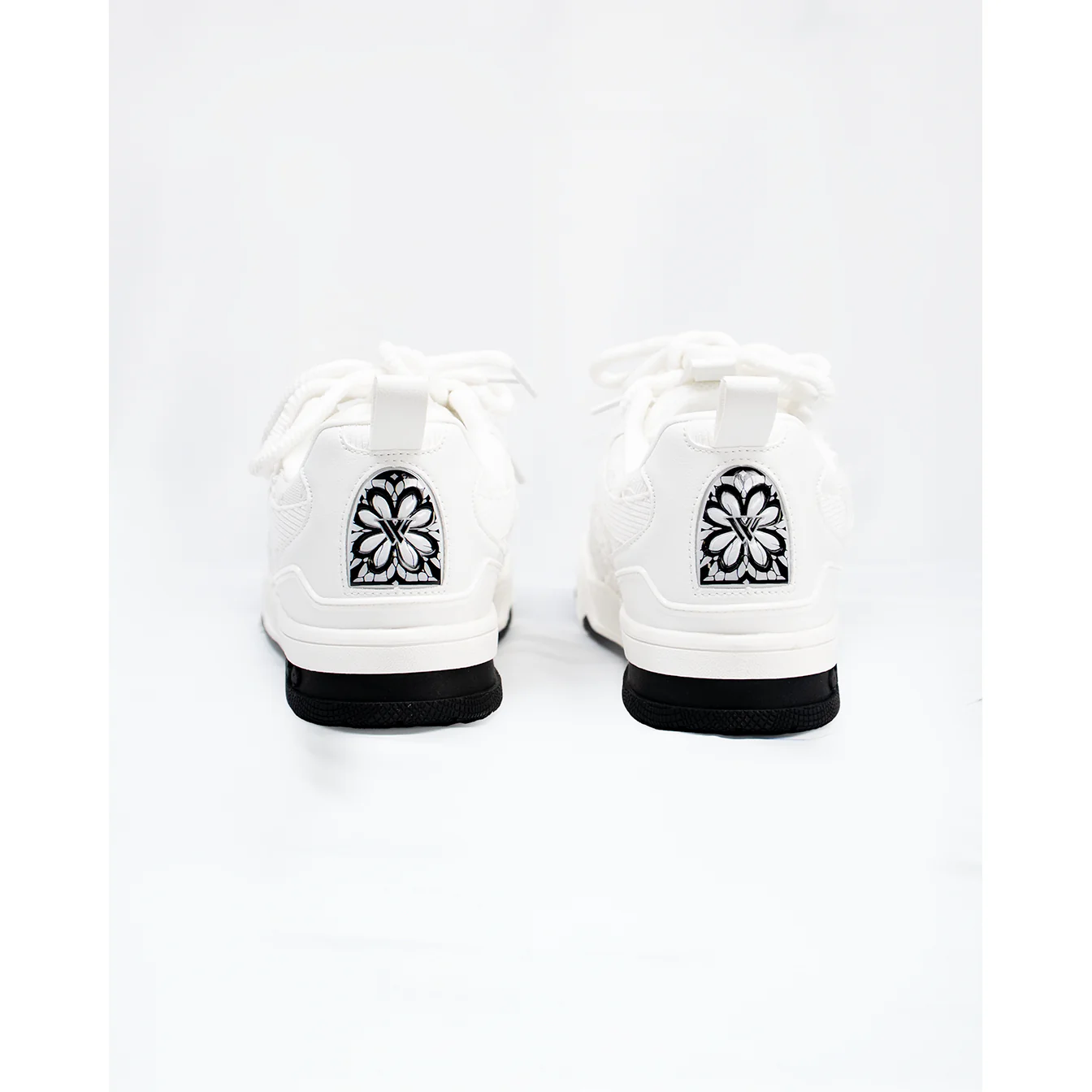 K FLIP CROSS SNEAKERS (BNW) - Image 3