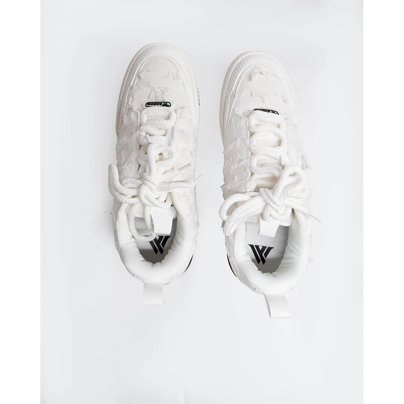 K FLIP CROSS SNEAKERS (BNW) - Image 4