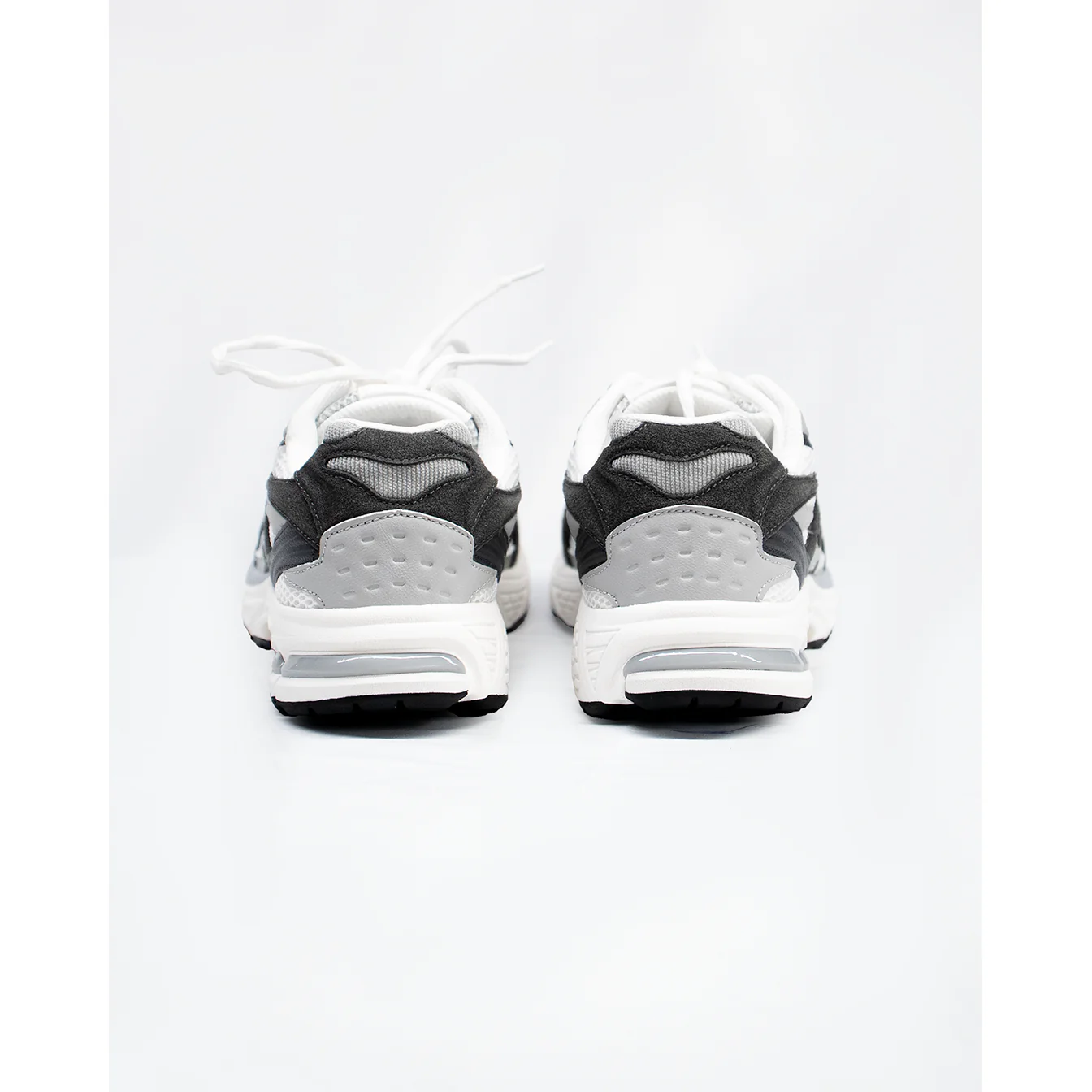 LYTE RUNNER SNEAKERS (SHADOW) - Image 3