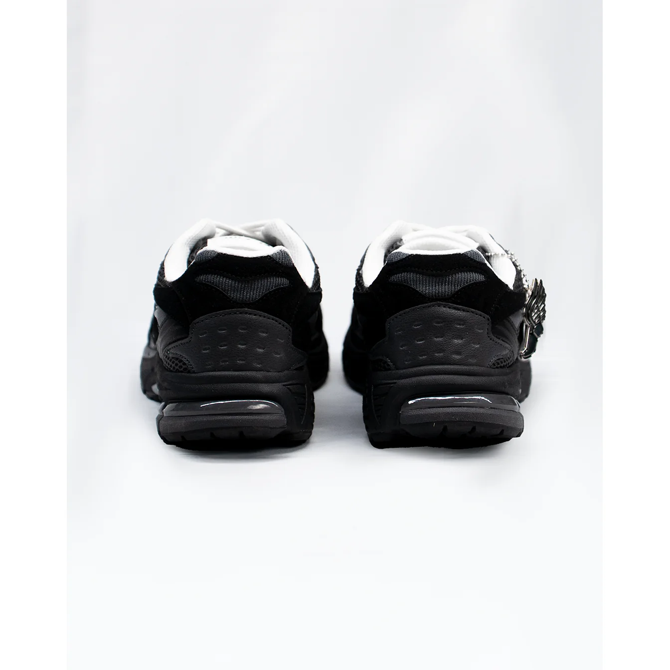 LYTE RUNNER SNEAKERS (DARK KNIGHT) - Image 3