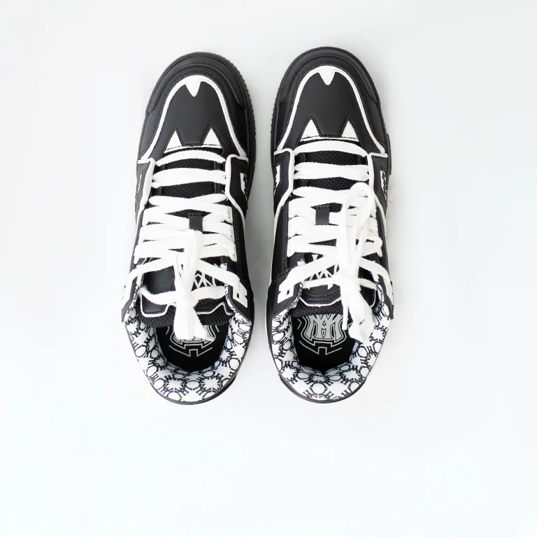 VULTURE V2 SNEAKERS (BLACK/WHITE) - Image 4