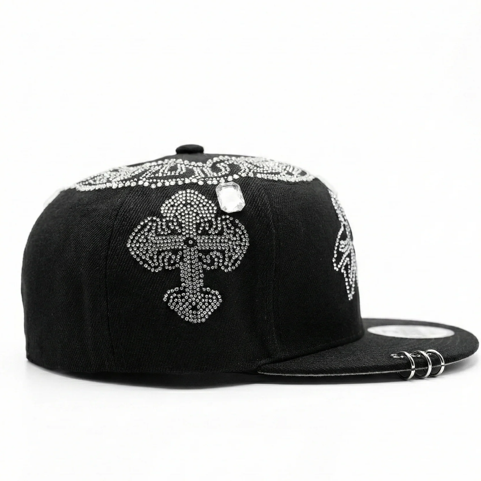 PEARL CHAIN FITTED HAT (BLACK) - Image 3