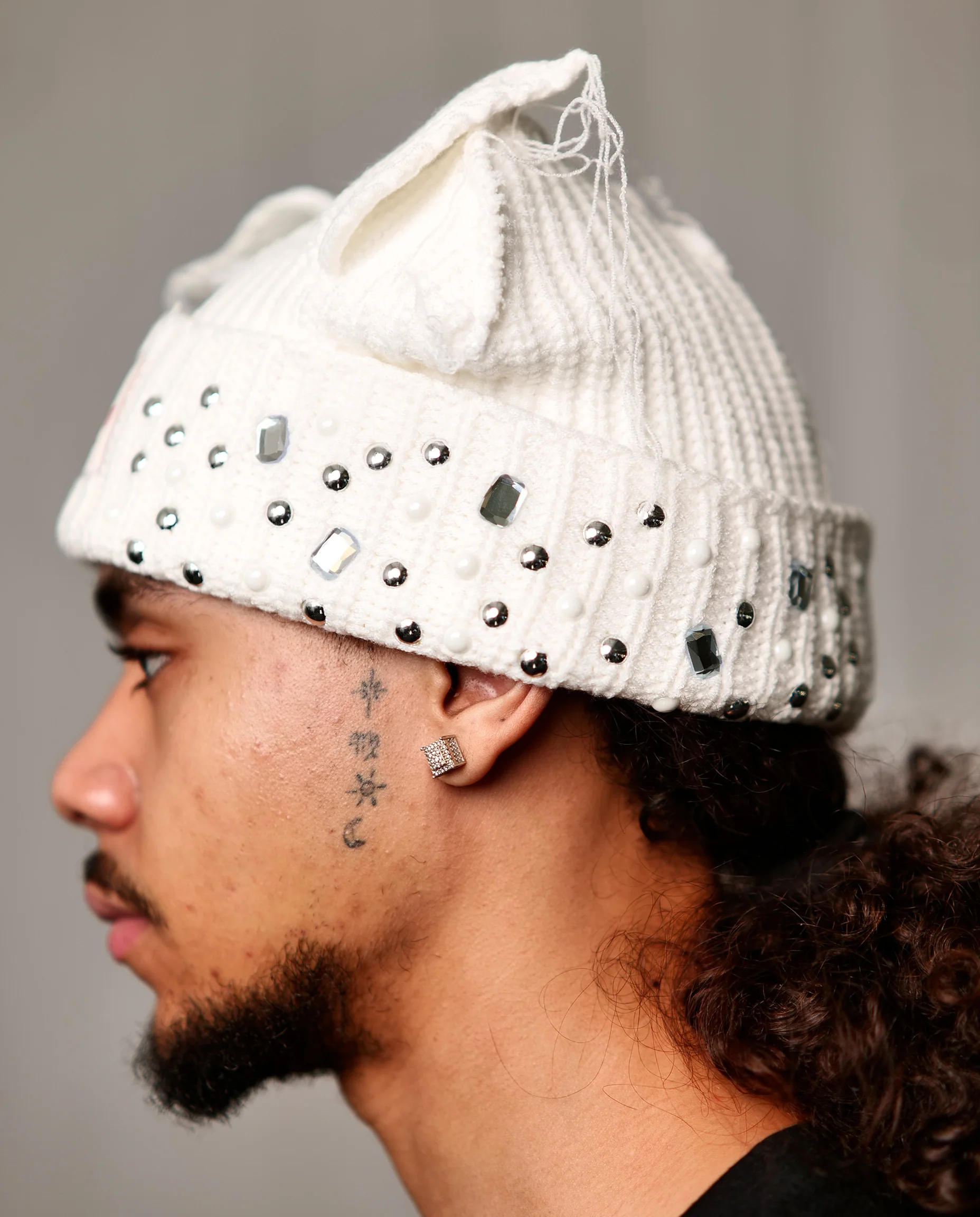 WATSON CAT EARS BEANIE HAT (WHITE) - Image 2