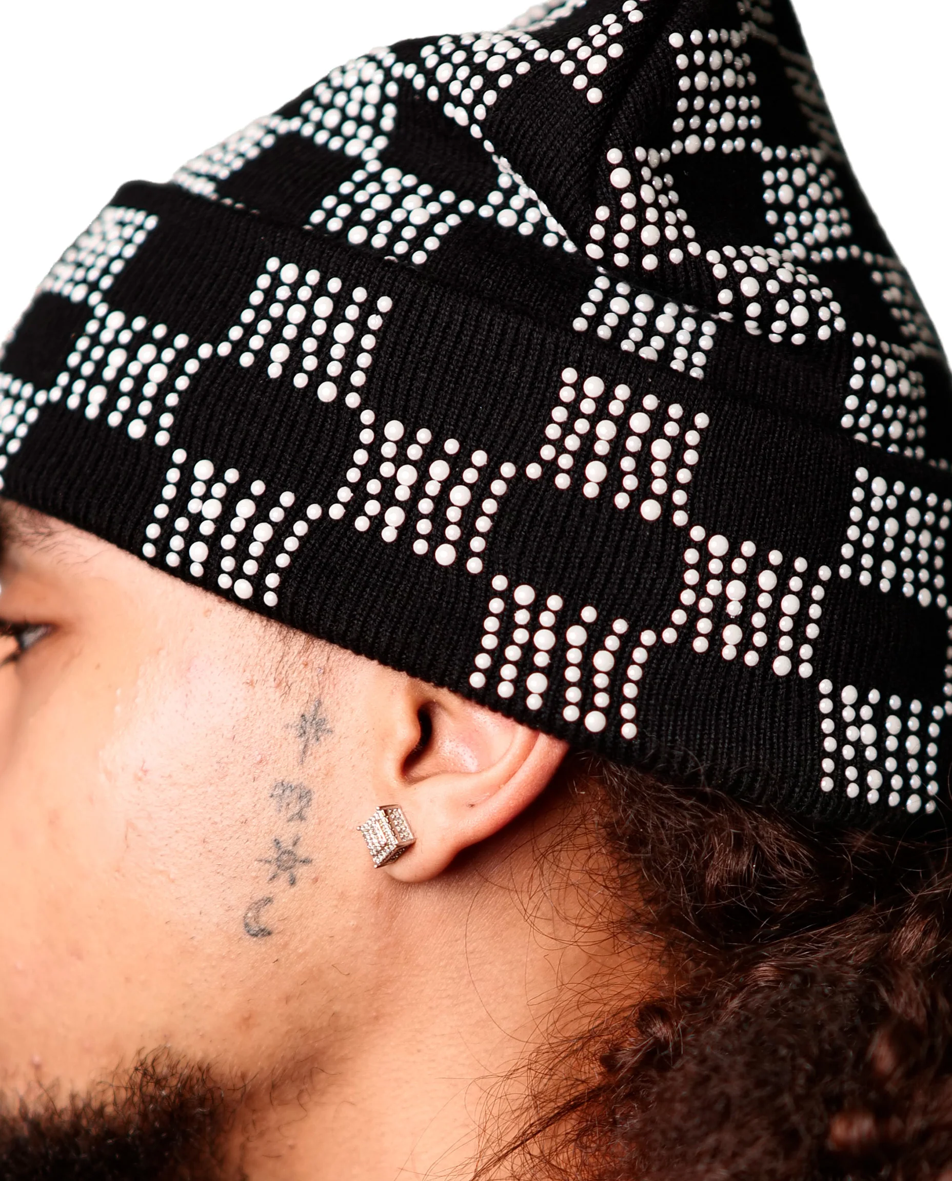 WATSON CHECKERED PEARL BEANIE HAT (BLACK) - Image 2