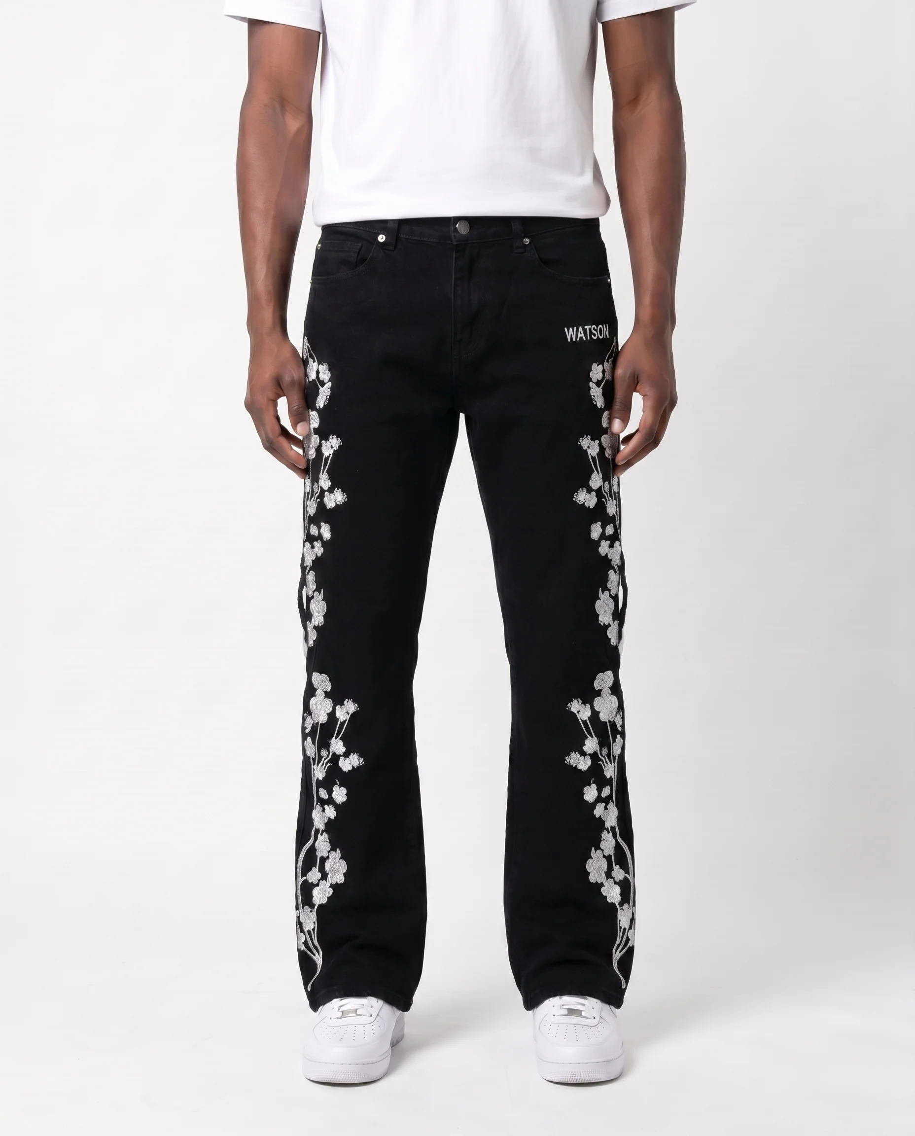 WHITE CHERRY BLOSSOM DENIM PANTS (BLACK)