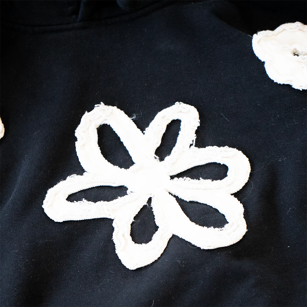 FLOWER APPLIQUE HOODIE (BLACK) - Image 3