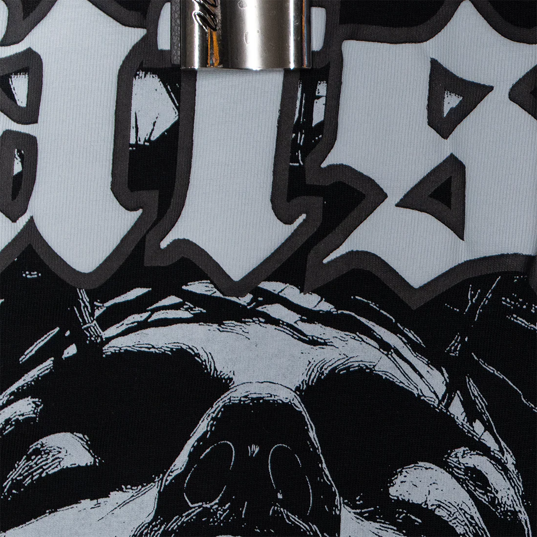 FEAR OF GOD V2 T-SHIRT - Image 3